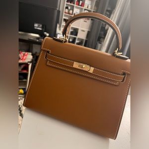 Totes LUXE Uk Staffiano Leather Handbag- Milan- Brown